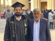 أبناء الشيخ سليمان أبو صعيليك يهنئون الدكتور حسام بتخرجه من كلية الطب