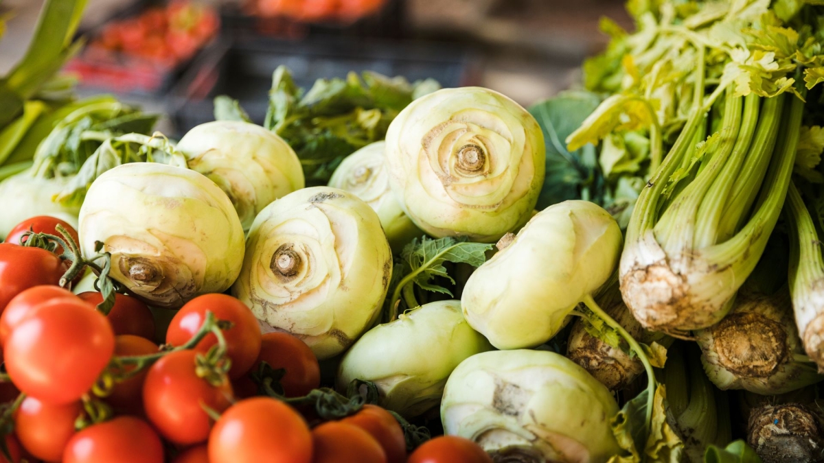 2908 أطنان من الخضار ترد السوق المركزي اليوم