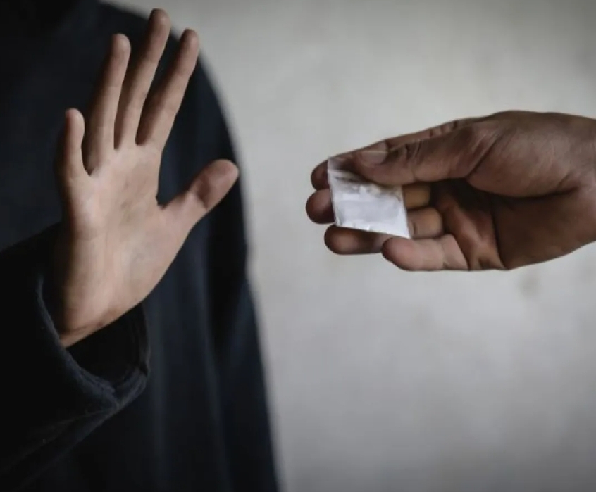 دهاء المكافحة يُطيح بأحد أخطر تجار المخدرات