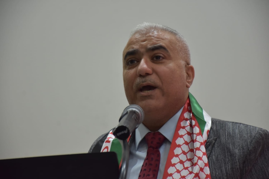 التل بذكرى يوم الوفاء والبيعة يدعو الحاضرين في احتفالية بعيد ميلاد الملك ال 64 بقراءة سورة الفاتحة  على روح الملك الحسين