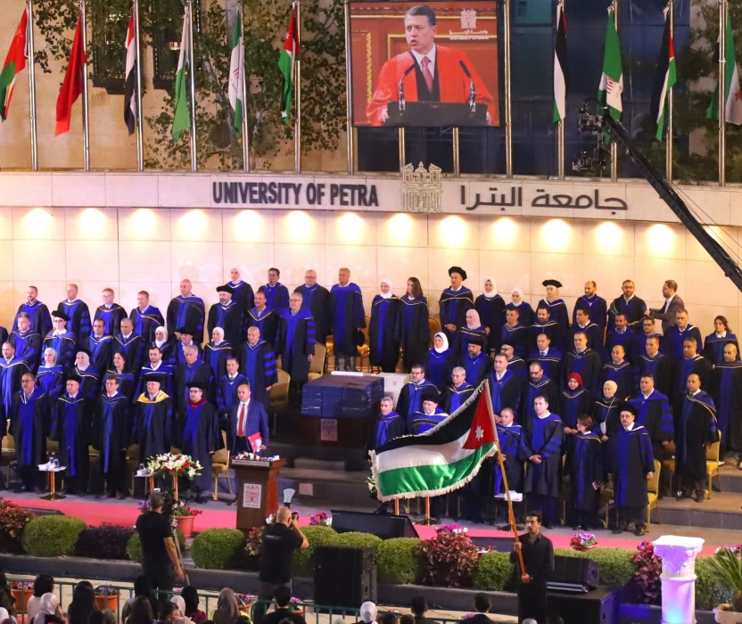 جامعة البترا تتجاوز المعدل الوطني في توظيف خريجيها