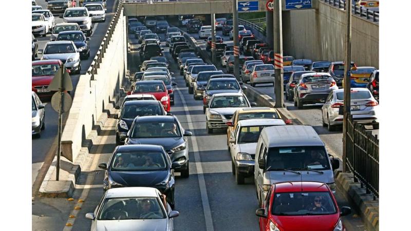 تباطؤ مروري في نفق الخامس وإغلاق جزئي لمسرب