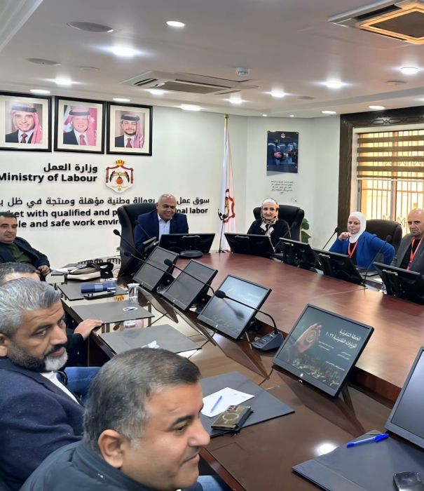 دوجان يلتقي رؤساء أقسام التفتيش في مديريات العمل في الجنوب