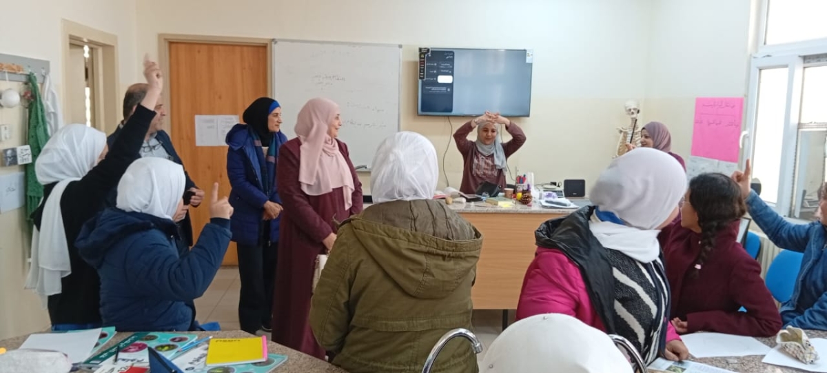 المصري تواصل جولاتها التفقدية لمدارس اللواء