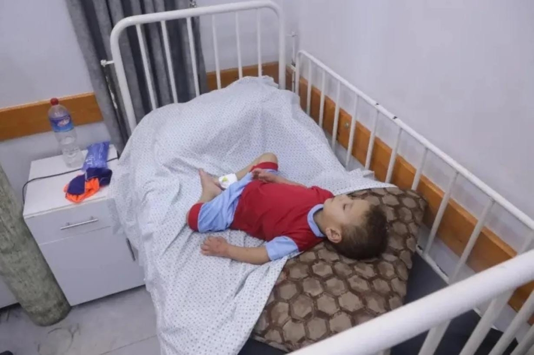 تفشٍ خطير.. التهاب السحايا يفتك بأطفال غزة
