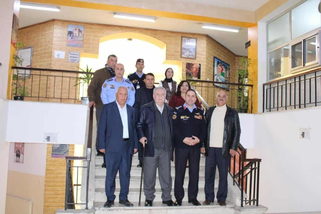 العميد المجالي يلتقي متقاعدين عسكريين في البلقاء