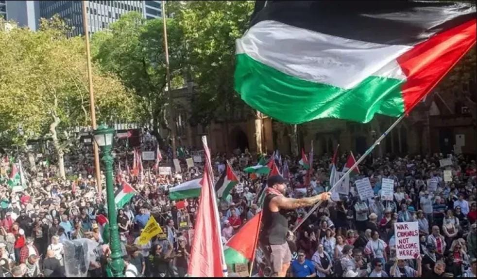 احتجاجات حاشدة في أستراليا ضد زيارة الرئيس الإسرائيلي إسحق هرتسوج