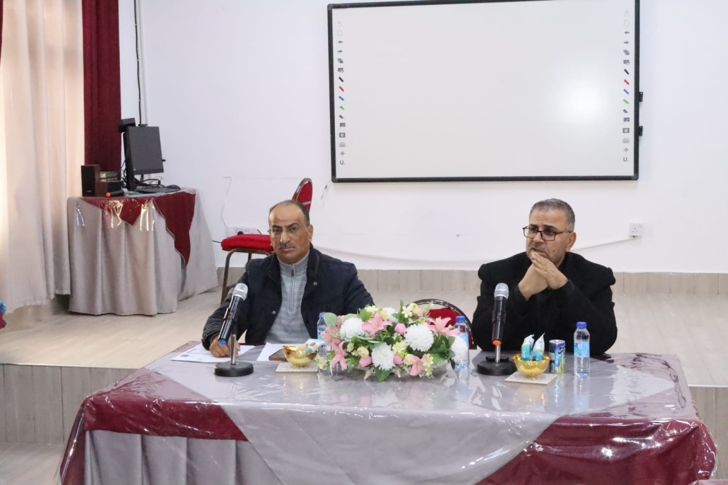 الرواضية يلتقي لجان التوجيه المهني في المدارس