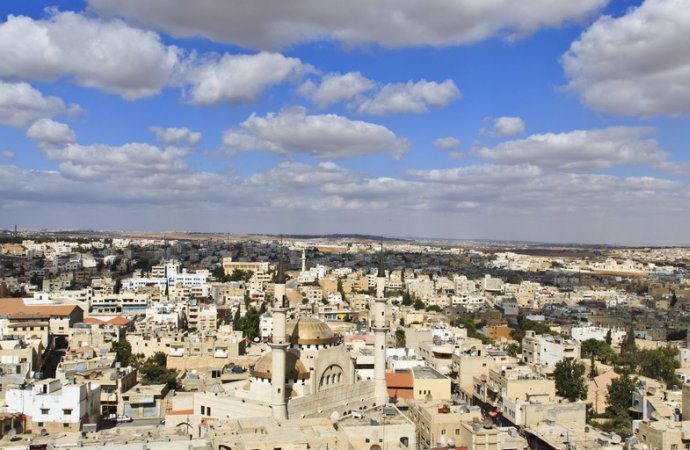 ارتفاع ملحوظ بأعداد الزوار للمواقع السياحية خلال 2025 في مادبا