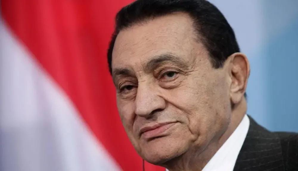 ذكرى تنحي مبارك 15 عاما على لحظة غيرت تاريخ مصر