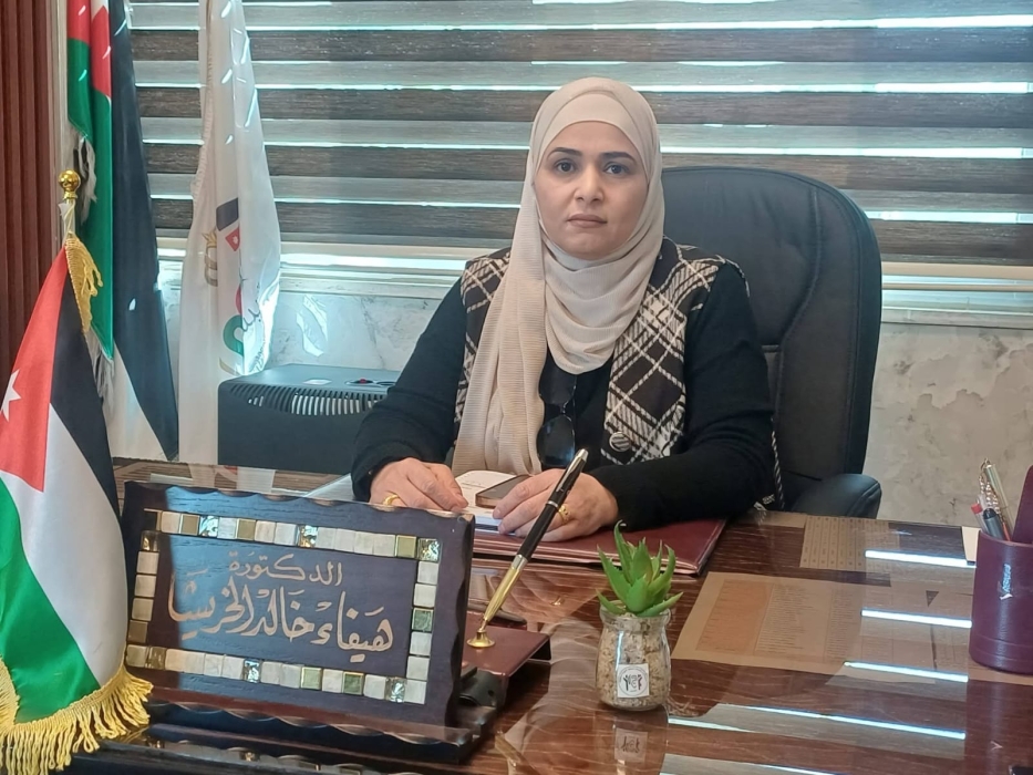 الخريشا تترأس اجتماعا لبحث سبل تنفيذ التدريب الميداني لطلبة BTEC ...صور