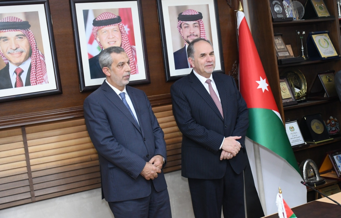 43 محاميا يؤدون اليمين القانونية أمام وزير العدل