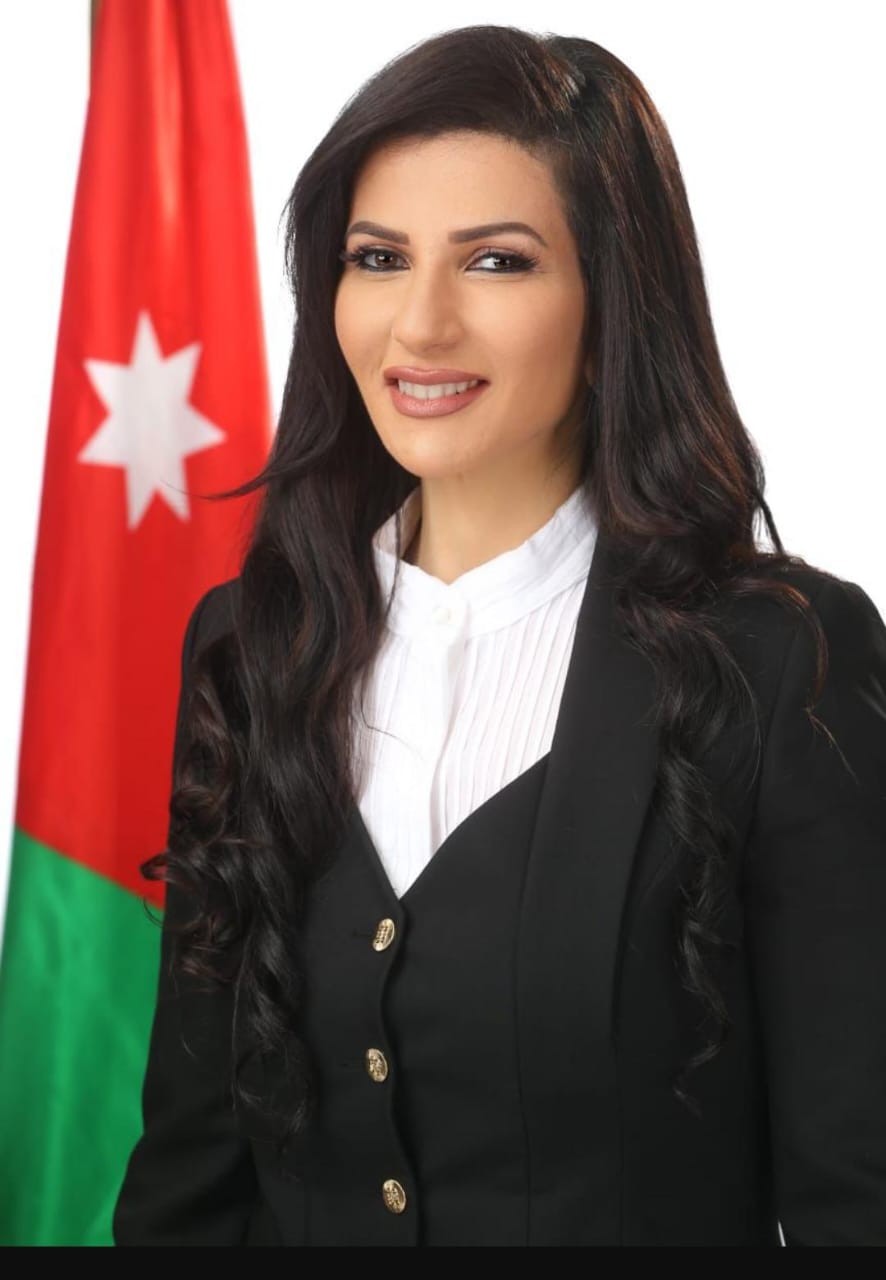 القيسي تكتب كيف تبتلع المصالح الشخصية الأحزاب السياسية؟