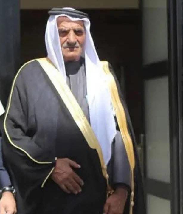 الدرادكة تقدم التعازي بوفاة الشيخ فواز إسماعيل النهار