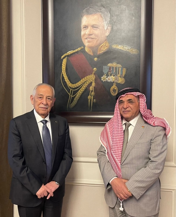 العيسوي يستقبل الكابتن الطيار وائل العبدللات