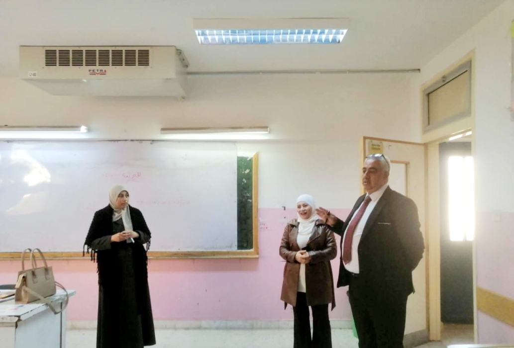 جويعد يتابع سير العملية التعليمية في مدرسة حليمة السعدية