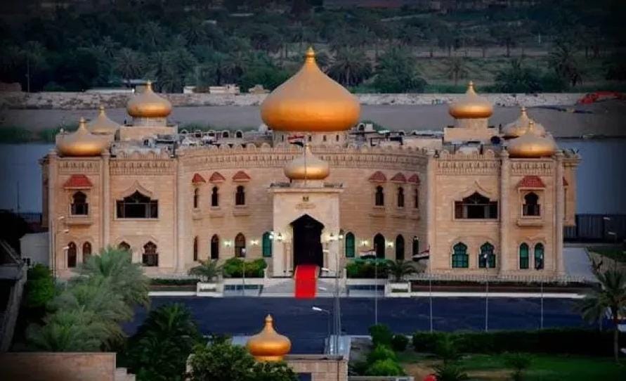رئاسة العراق فى عنق الزجاجة بين القضاء وحل البرلمان.. ماذا حدث؟
