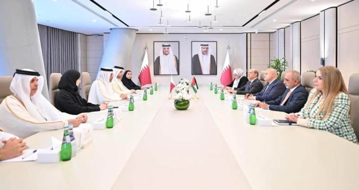 البكار يبحث زيادة الاستفادة من الكفاءات الأردنية في السوق القطري