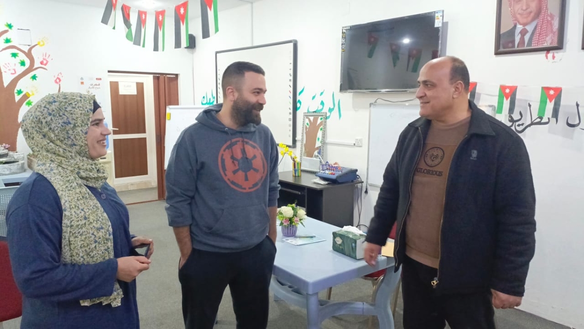 أبو خليفة يتفقد مراكز الرمثا وبني عبيد ويعزز التمكين الشبابي