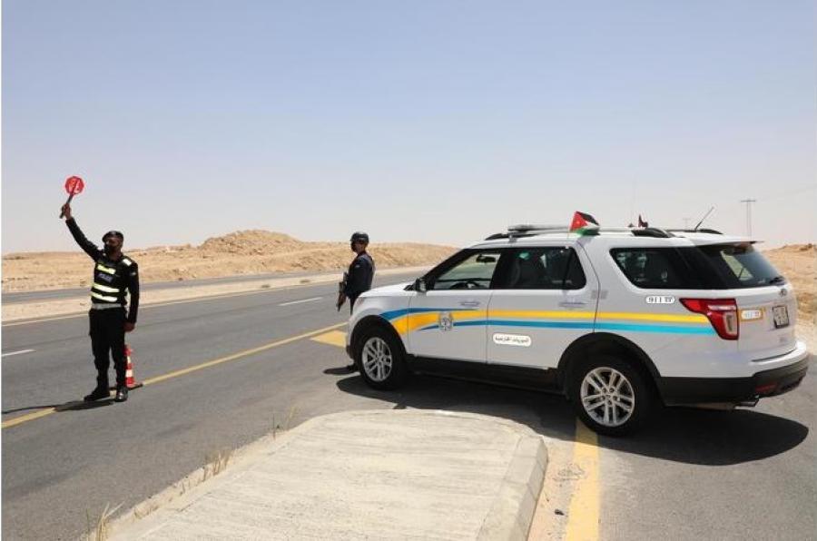 الدوريات الخارجية : ضبط مركبة تسير بسرعة كبيرة جدًا تقدر بـ 204 كم ساعة صباح الثلاثاء