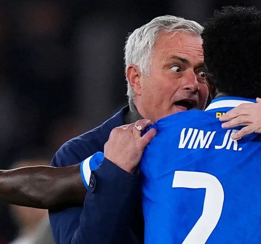 مورينيو يعلّق على واقعة العنصرية ويشيد بهدف فينيسيوس