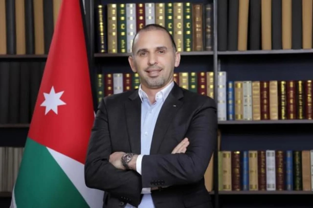 الدباس يكتب الكرسي والمسؤول من يصنع من..!