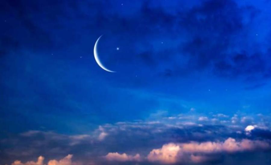 الإفتاء الأردنية توضح حكم من سافر بين دول تختلف في رؤية هلال رمضان