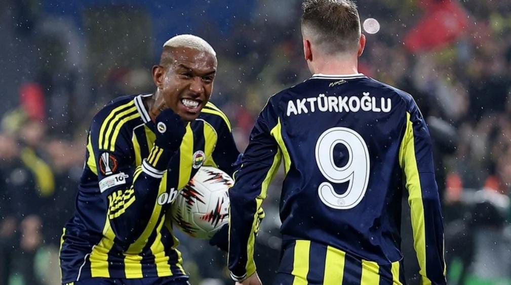 أبرز المباريات العربية والعالمية اليوم الخميس