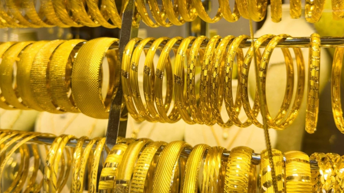 الذهب يلمع في الكويت.. عيار 24 يستقر عند 49.375 دينارا فماذا ينتظر الأسواق؟