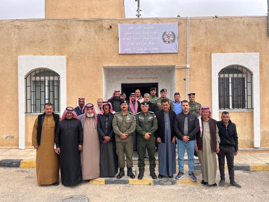 لقاء متقاعدين عسكريين في البادية