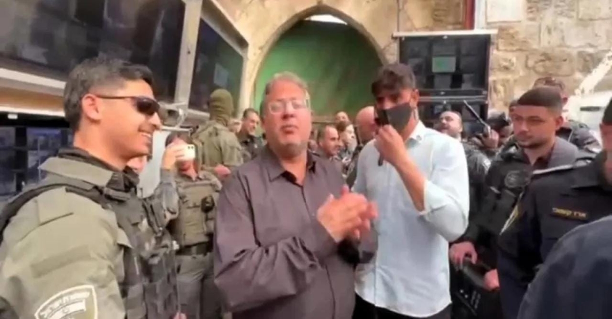 بن غفير يقتحم محيط المسجد الأقصى في الجمعة الأولى من رمضان