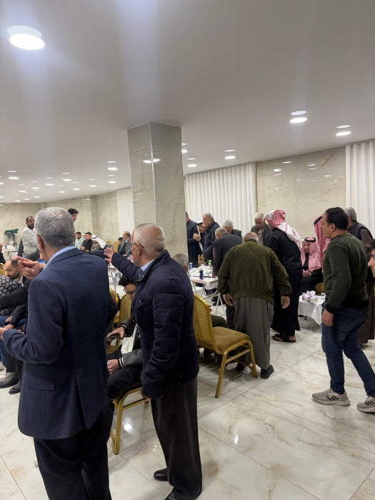 أبناء المرحوم الفريق سليمان باشا ارتيمه يجمعون الصائمين على مائدة إفطار  في ماركا