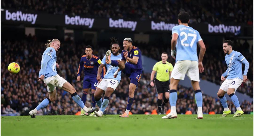 مانشستر سيتي يقلص الفارق مع آرسنال بفوز ثمين على نيوكاسل