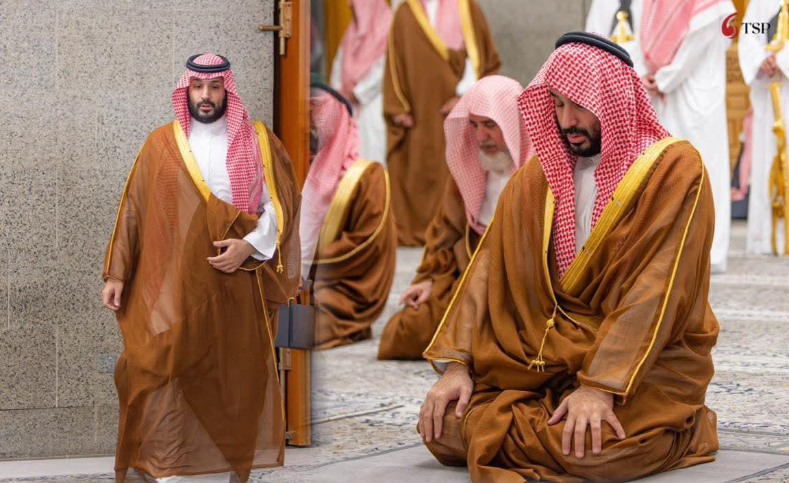 ولي العهد السعودي يؤدي ركعتي تحية المسجد في قباء