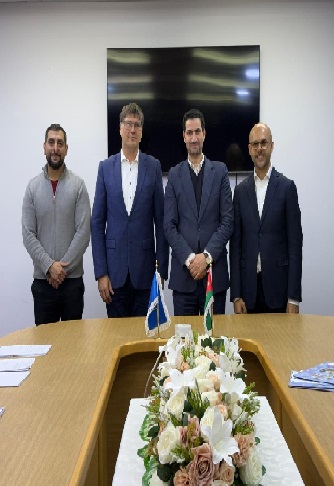 التكنولوجيا تبحث مع كول الأوروبية سبل التعاون المشترك