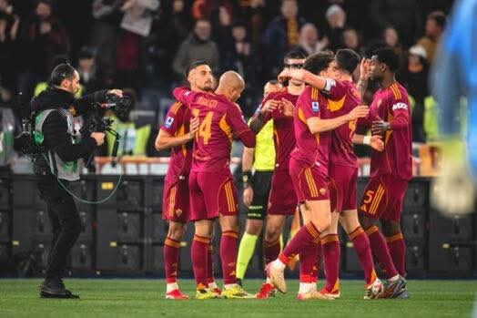 الكالتشيو: روما يتجاوز كريمونيزي ويضغط على نابولي