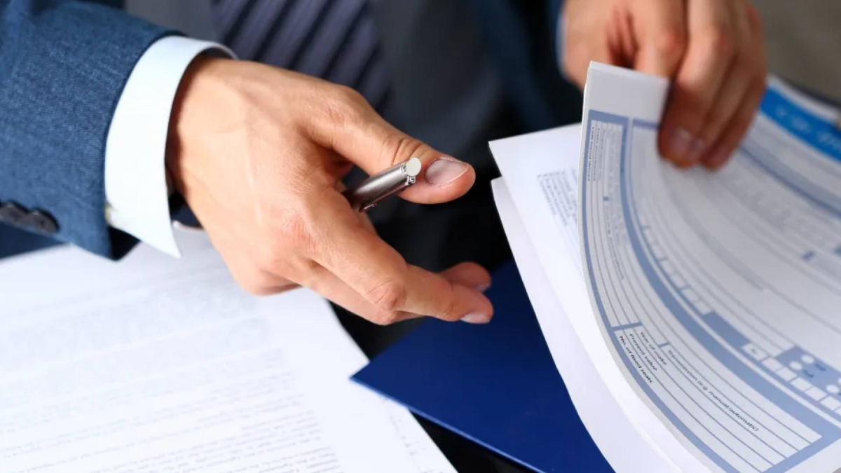 النائبان عوني الزعبي وهايل عياش يقودان حراكا تحت القبة لتسريع نفاذ قانون التأمين الجديد