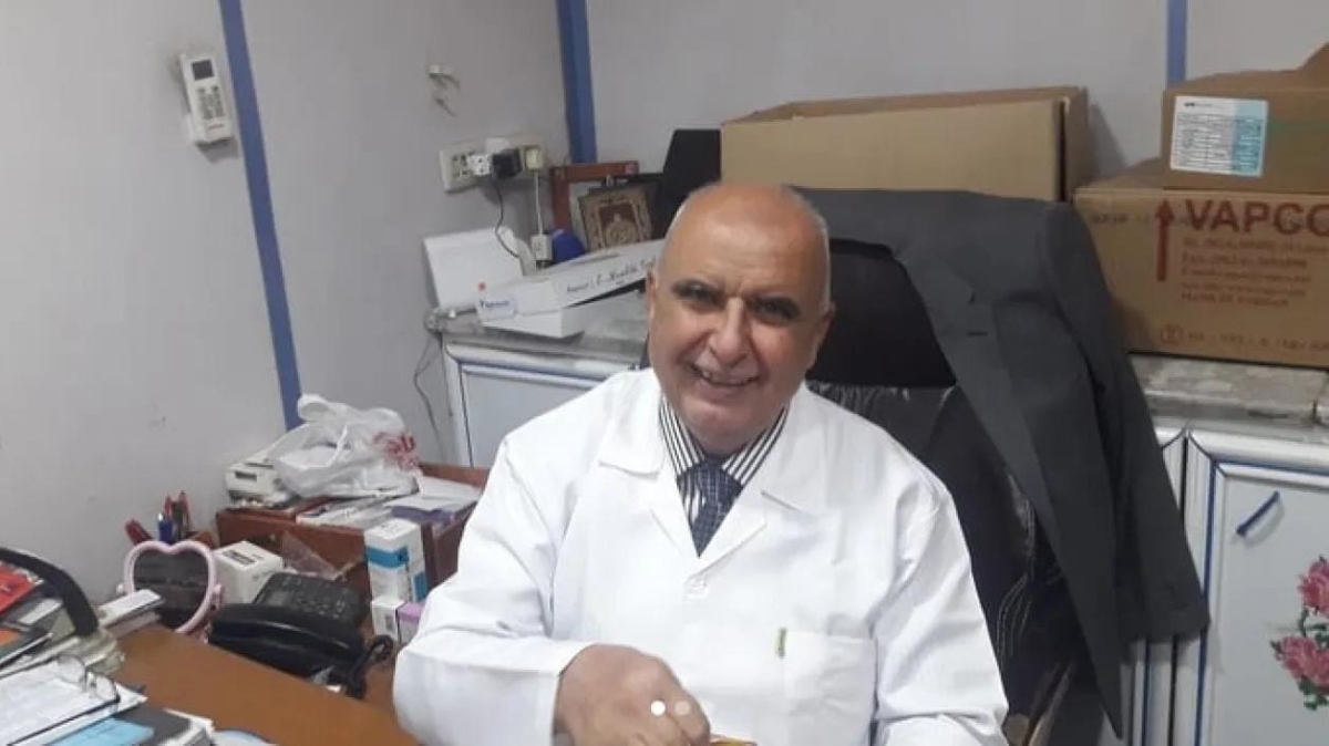 من هو الطبيب حميدان الزيود الذي التقاه الملك