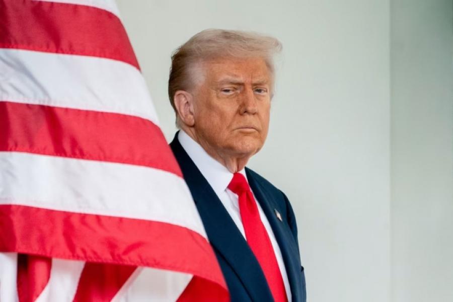 رسوم ترامب الجمركية الجديدة بقيمة 10 تدخل حيز التنفيذ بعد قرار المحكمة العليا