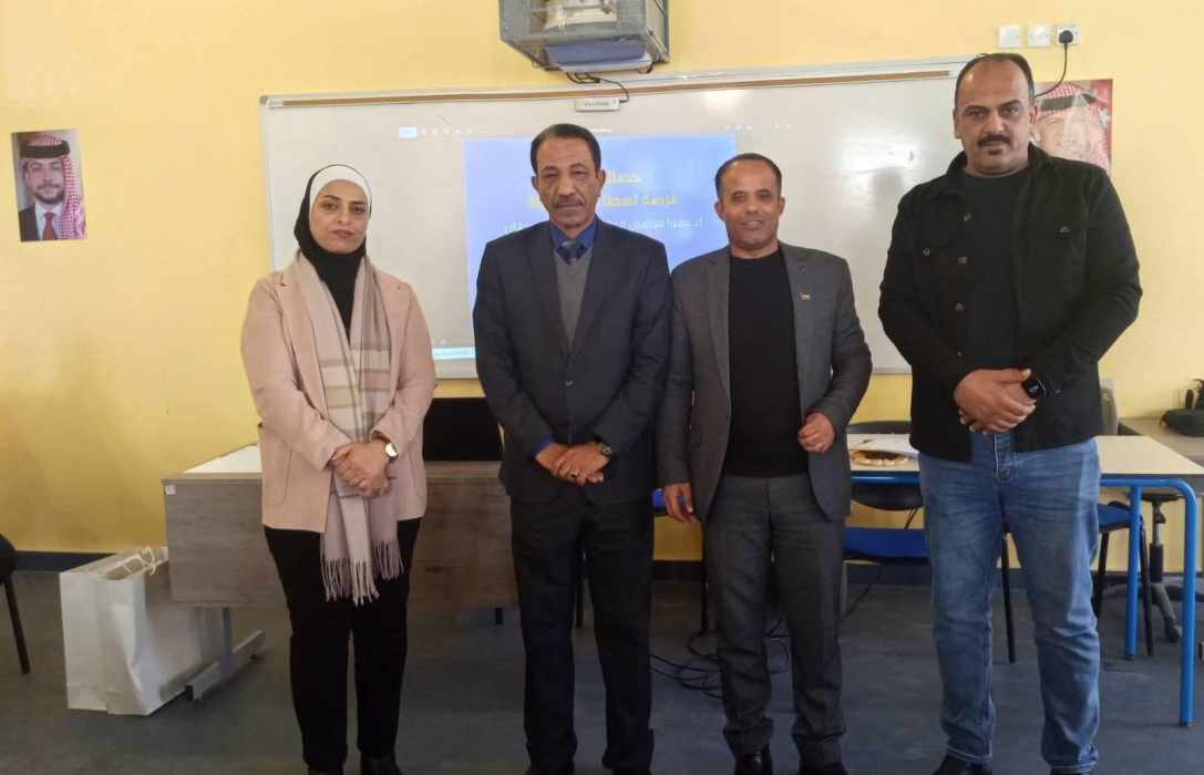 مدير تربيةالموقر يفتتح ورشة تعريفية بمنصة ( نحن )