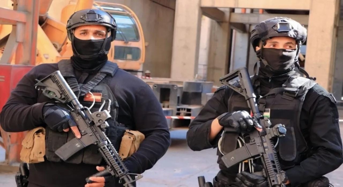 الامن العام ..القبض على ١٨ تاجراً ومروجاً للمخدرات وضبط كمّيات كبيرة من المواد المخدرة والأسلحة النارية  صور