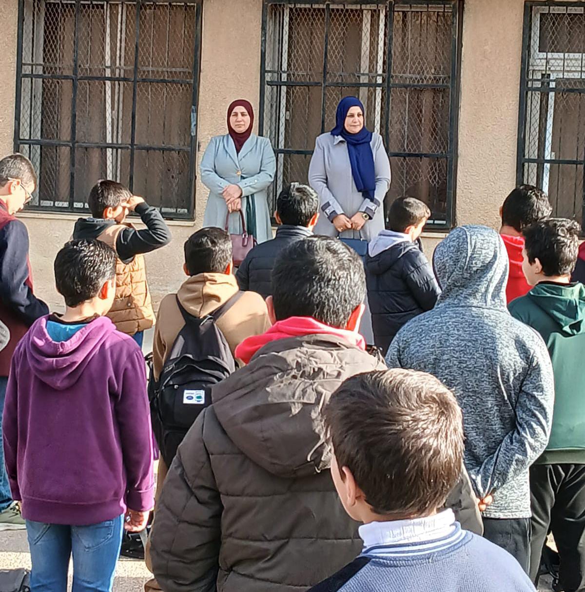 المصري تواصل جولاتها التفقدية لمدارس لواء المزار الشمالي