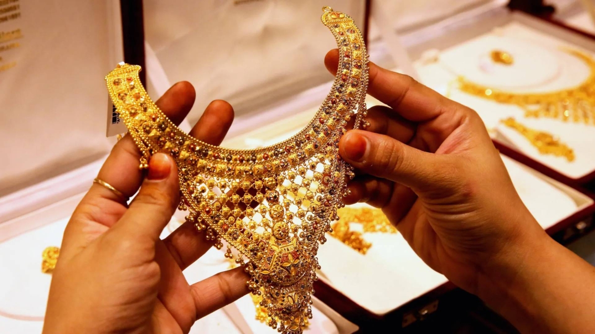 استقرار أسعار الذهب في السعودية.. تعرف على سعر عيار 21 والجنيه الذهب الخميس