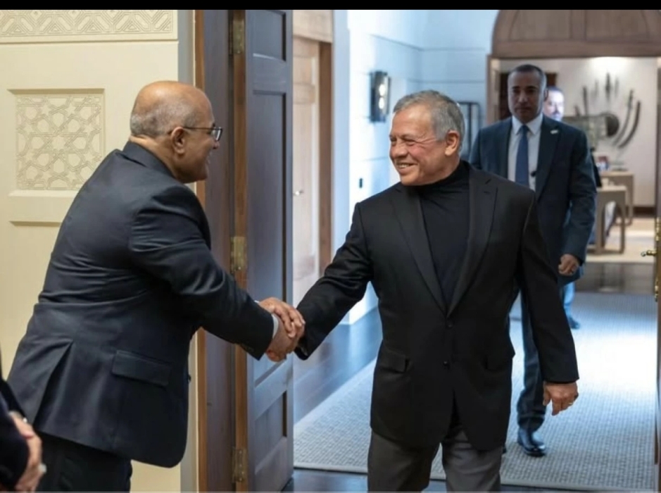 طارق المومني يكتب .. سيدنا اذ يدعو أن يعكس خطابنا الإعلامي والسياسي مصالحنا