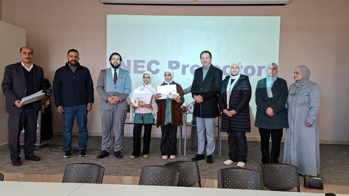 ابو عزام يكرم أوائل “درسل” ويشيد بتكامل جهود المدارس والمعلمين