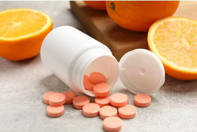 5 مخاطر صحية للإفراط في تناول فيتامين سي