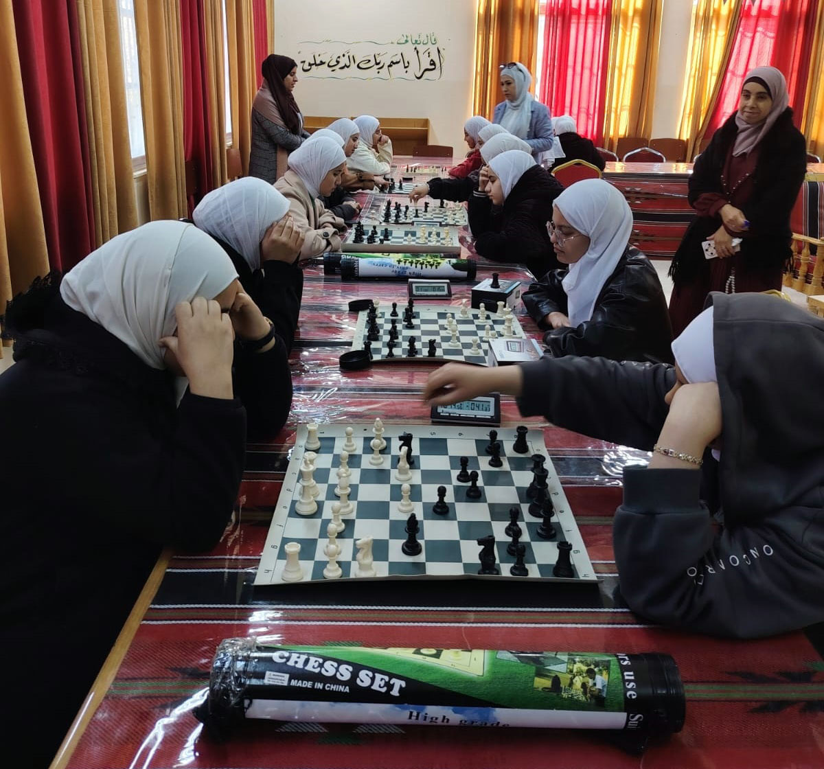 شباب الطفيلة يطلقون بطولتي الشطرنج وتنس الطاولة ضمن فعاليات رمضانية تنافسية