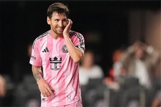 ليونيل ميسي يرفض العودة كلاعب إلى برشلونة