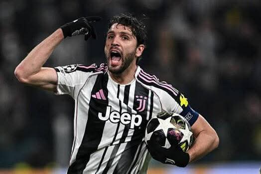 يوفنتوس يسعى لتجديد عقد لوكاتيلي