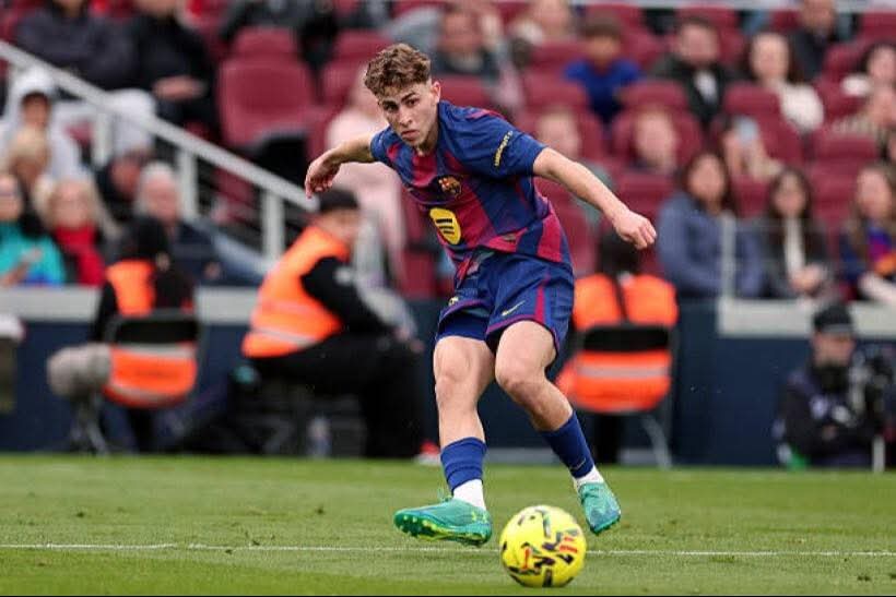 فيرمين لوبيز يفرض نفسه صانعًا للفارق في برشلونة